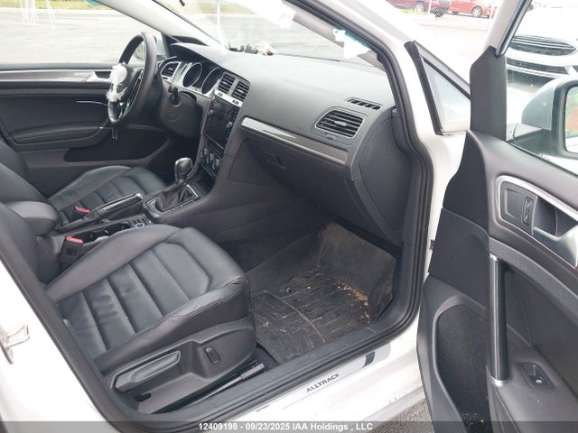 3VWH17AU4KM521035 Volkswagen GOLF ALLTRACK
