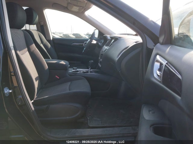 5N1DR2MM1HC655810 Nissan 2017