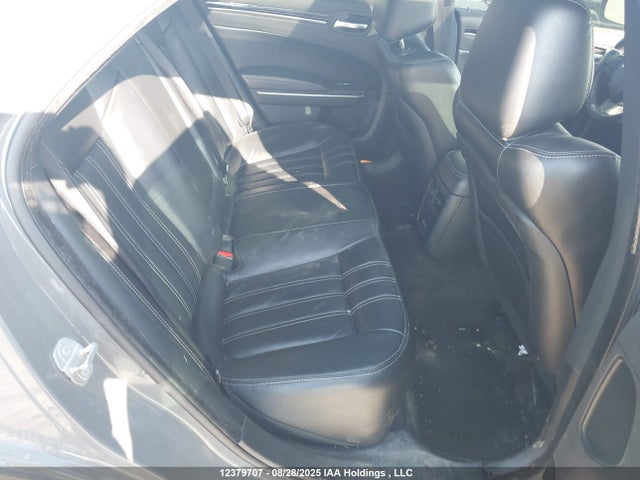 Chrysler 300 2018 2C3CCABG9JH277865 Image 8