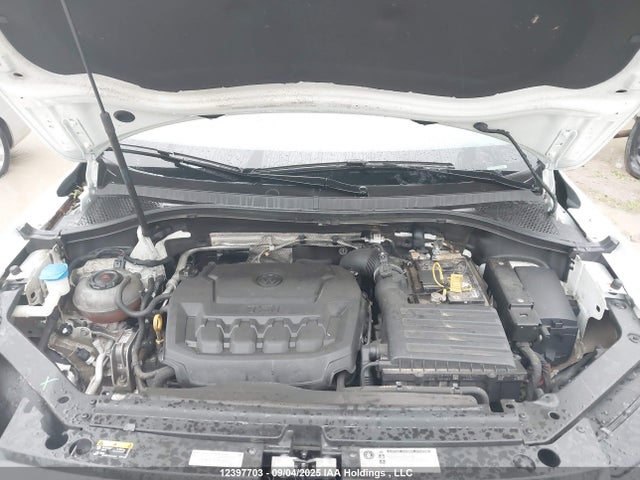 3VV1B7AX7JM219590 Volkswagen Tiguan