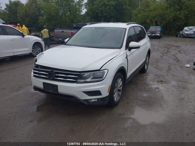 3VV1B7AX7JM219590 Volkswagen Tiguan