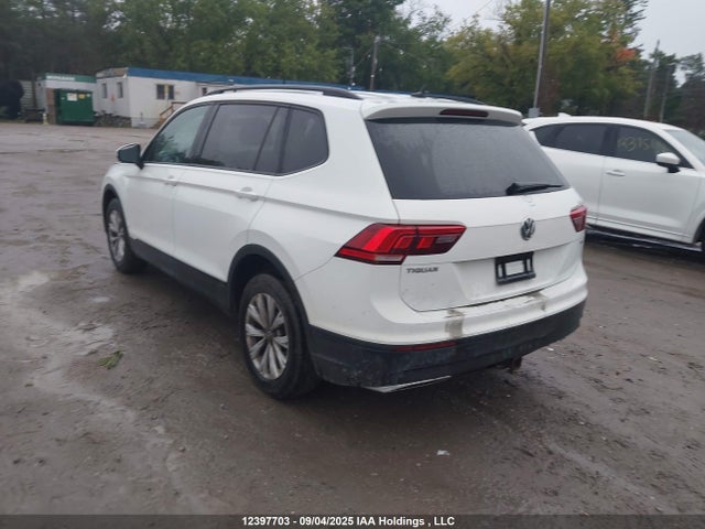 3VV1B7AX7JM219590 Volkswagen Tiguan