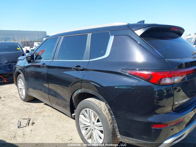 Mitsubishi Outlander 2024 JA4J4VA87RZ616064 Image 14