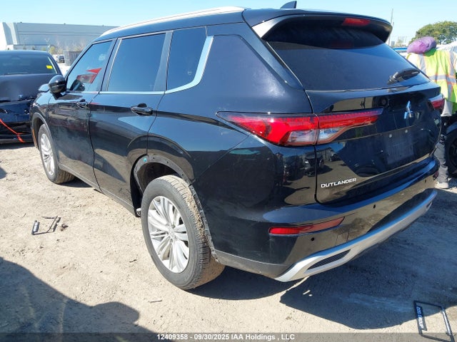 Mitsubishi Outlander 2024 JA4J4VA87RZ616064 Image 3