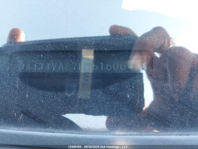 Mitsubishi Outlander 2024 JA4J4VA87RZ616064 Image 9