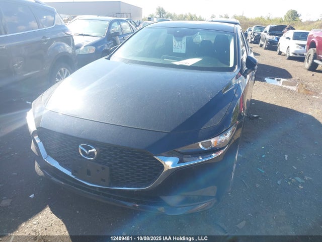 Mazda pe 2019 3MZBPAB79KM104911 Image 2
