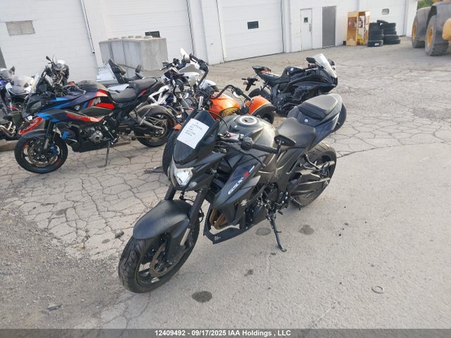 JS1C533B2L7100376 Suzuki R749-