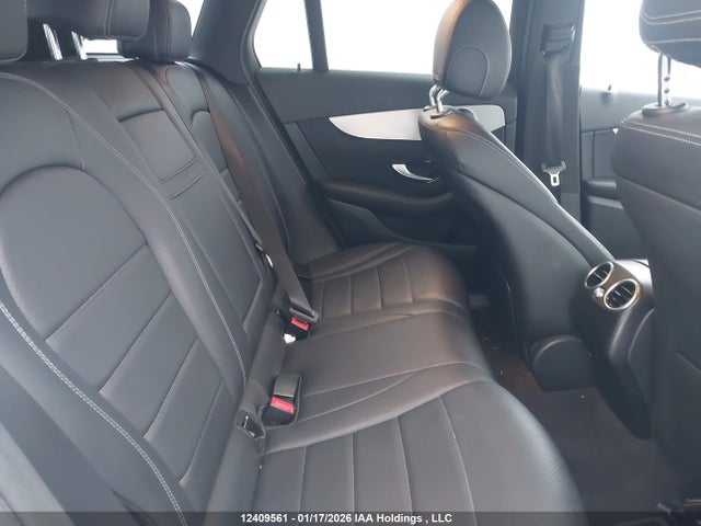 W1N0G8EB4NV336774 Mercedes-Benz Glc 300 4matic