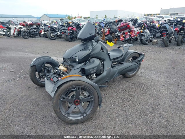 Can-Am 903 Ace 2021 3JB2FEG22MJ003100 Image 2
