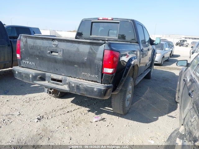 Nissan 2015 2015 1N6AA0EC3FN501882 Image 4