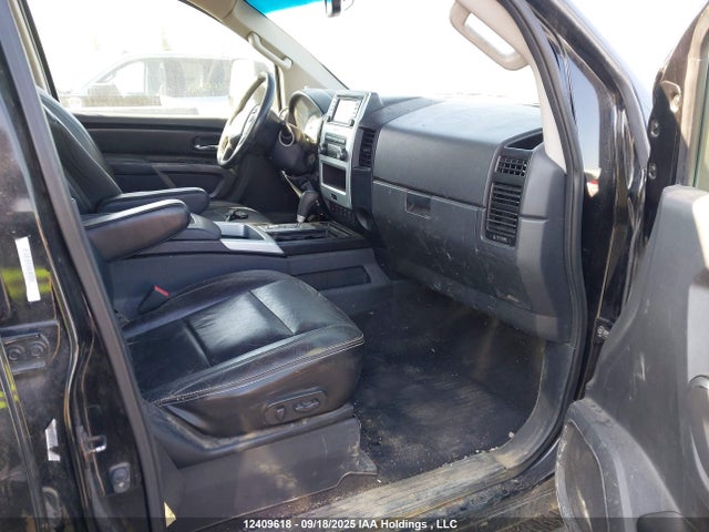 Nissan 2015 2015 1N6AA0EC3FN501882 Image 5