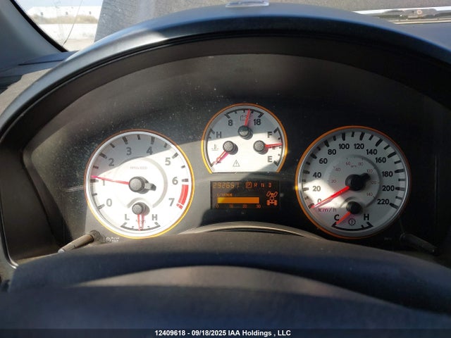 Nissan 2015 2015 1N6AA0EC3FN501882 Image 7
