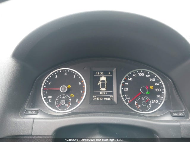 WVGJV7AX4FW522948 Volkswagen 2015