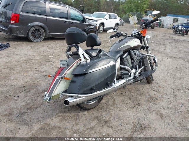 5VPBW36N6E3037640 Victory Motorcycles 2014
