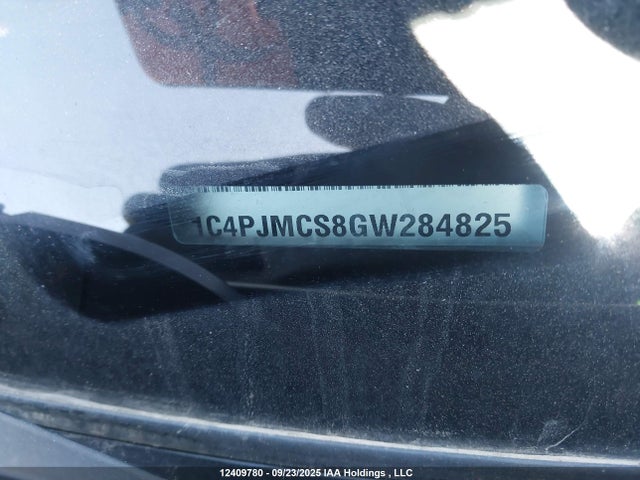 Auction sale of the 2016 Jeep Cherokee Latitude, vin: 1C4PJMCS8GW284825, lot number: 12409780