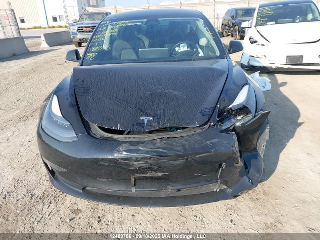 5YJ3E1EB5PF678107 Tesla MODEL 3