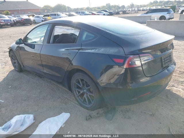 5YJ3E1EB5PF678107 Tesla MODEL 3