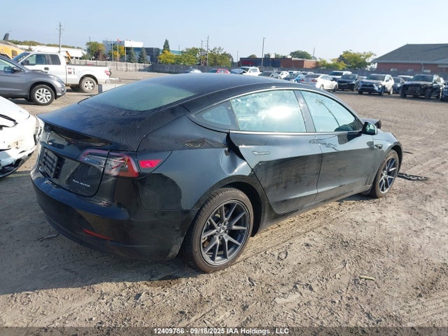 5YJ3E1EB5PF678107 Tesla MODEL 3