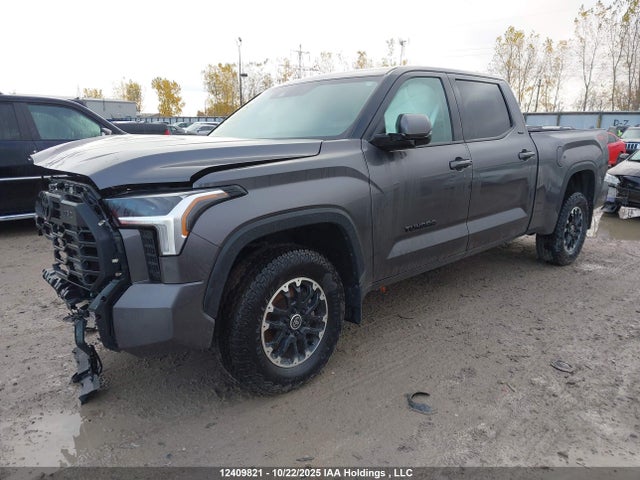 5TFLA5EC0NX003067 Toyota Tundra Crewmax Sr5