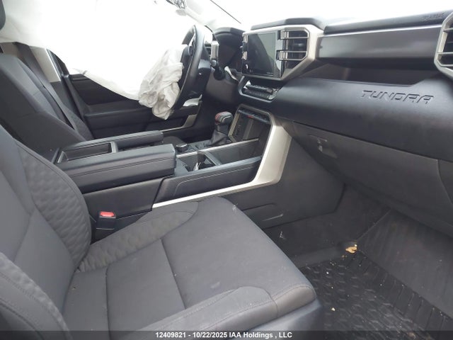 5TFLA5EC0NX003067 Toyota Tundra Crewmax Sr5