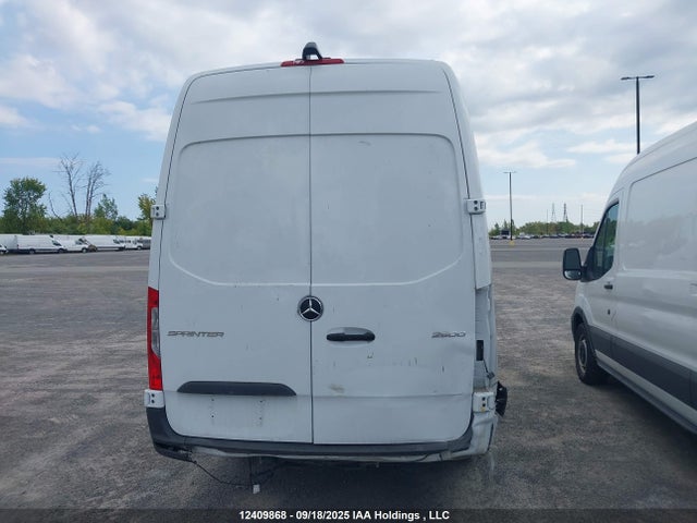 W1Y4KCHYXSP796754 Mercedes-Benz om654