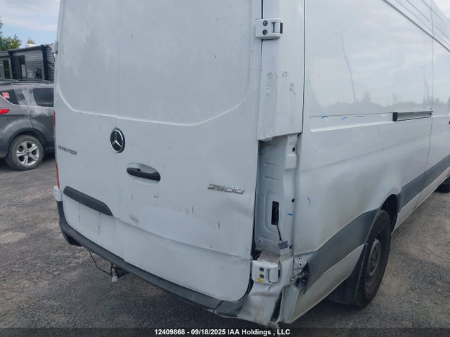 W1Y4KCHYXSP796754 Mercedes-Benz om654