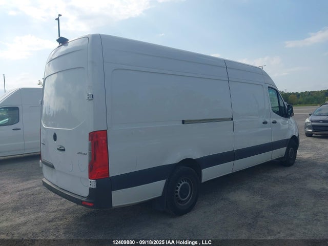 W1Y4KCHY9RP654938 Mercedes-Benz om654
