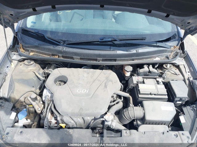 KMHCT4AE5HU221518 Hyundai Accent