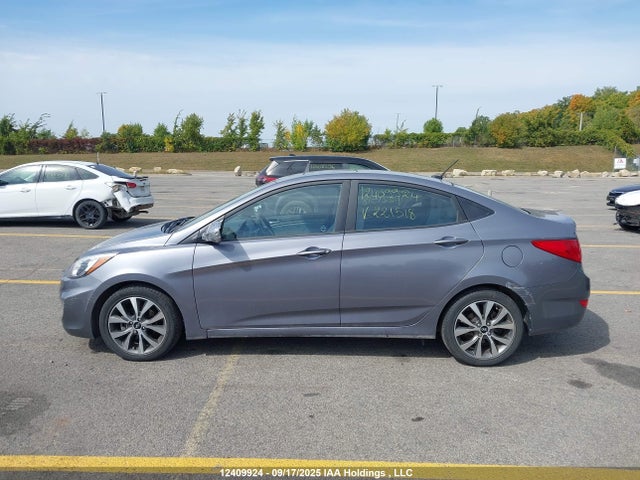 KMHCT4AE5HU221518 Hyundai Accent
