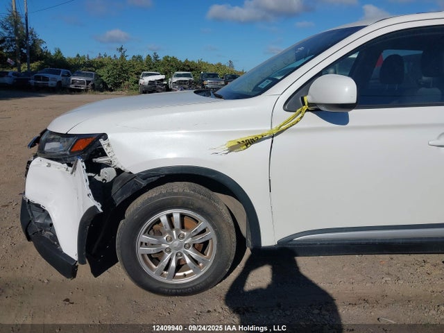 Mitsubishi mivec 2019 JA4AZ2A37KZ606824 Image 18