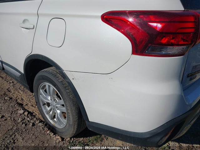 Mitsubishi mivec 2019 JA4AZ2A37KZ606824 Image 19