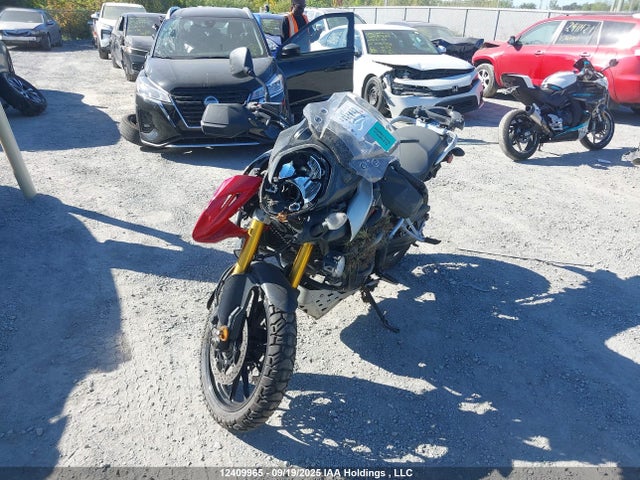 JS1VU51A4E2101157 Suzuki U501-