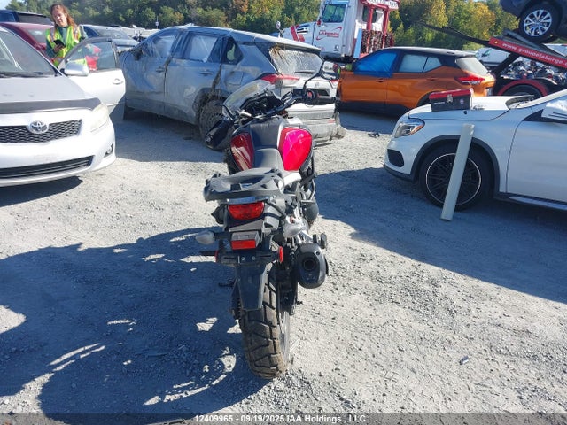 JS1VU51A4E2101157 Suzuki U501-
