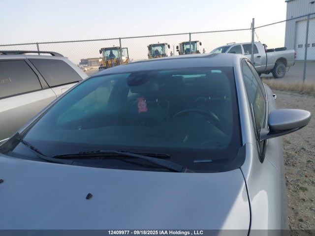 1C3CCCBG6FN694094 Chrysler 2015