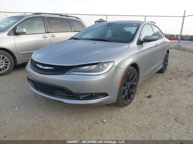 1C3CCCBG6FN694094 Chrysler 2015