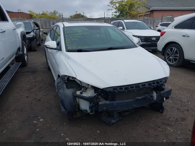KMHD84LF1HU271165 Hyundai Elantra