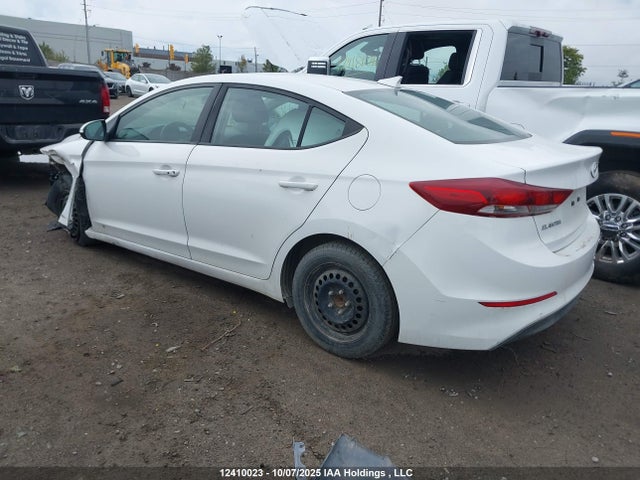 KMHD84LF1HU271165 Hyundai Elantra