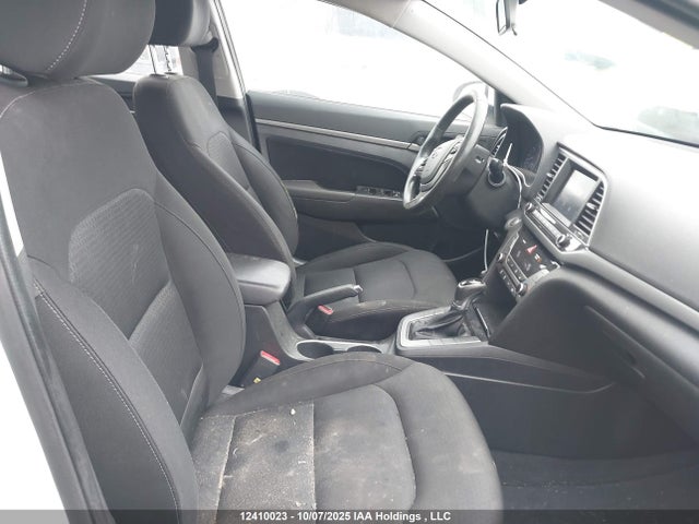 KMHD84LF1HU271165 Hyundai Elantra