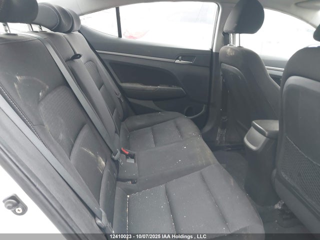 KMHD84LF1HU271165 Hyundai Elantra