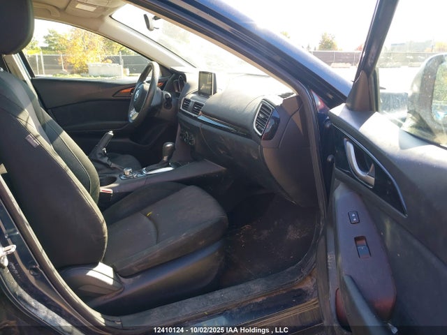 3MZBM1V76FM220450 Mazda pe