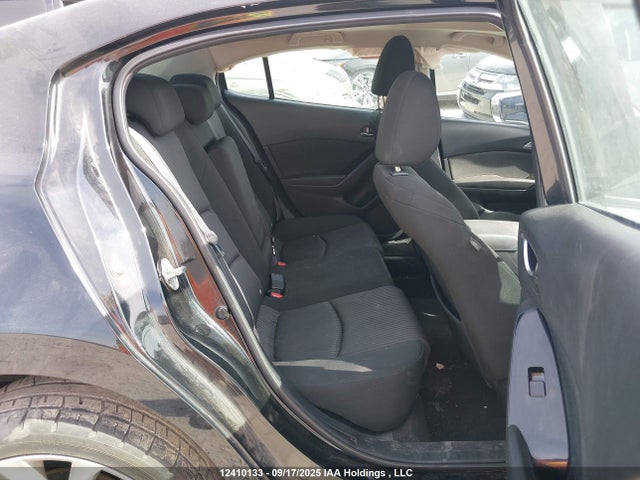 JM1BM1W33F1218523 Mazda py