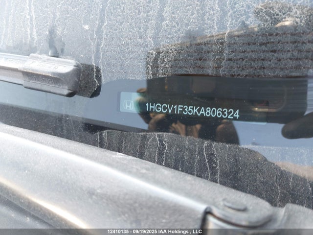 1HGCV1F35KA806324 Honda l15be
