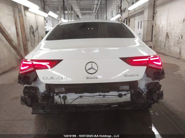 W1K5J4HB7MN187350 Mercedes-Benz m260
