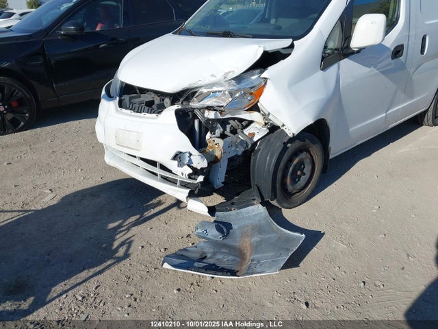 3N6CM0KN6HK720561 Nissan 2017