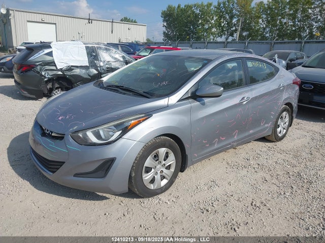 Hyundai dohc mpi nu 2016 5NPDH4AEXGH731835 Image 2