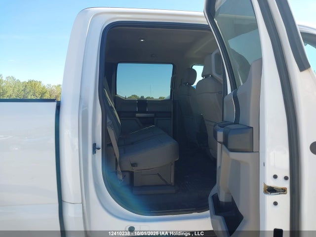 Ford 2019 2019 1FT8W3BTXKEF86819 Image 8
