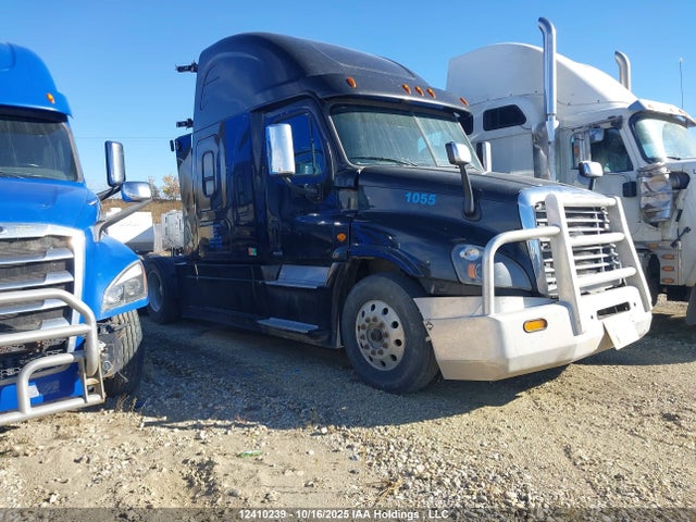 1FUJGLDR0HLHP4653 Freightliner Detroit Diesel Dd15