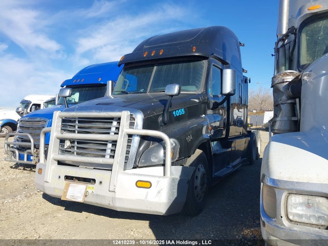 1FUJGLDR0HLHP4653 Freightliner Detroit Diesel Dd15