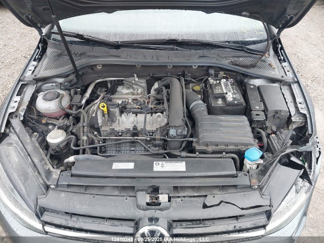 3VWG57AU9KM022800 Volkswagen 2019