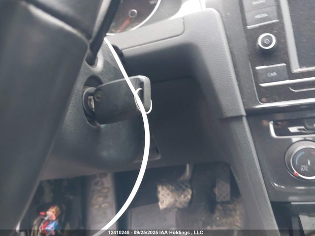 3VWG57AU9KM022800 Volkswagen 2019